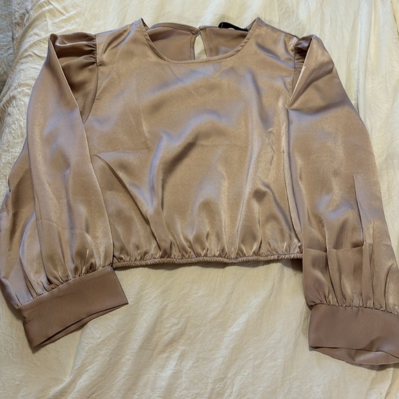 Tan satin matching set NWT - Picture 2 of 11